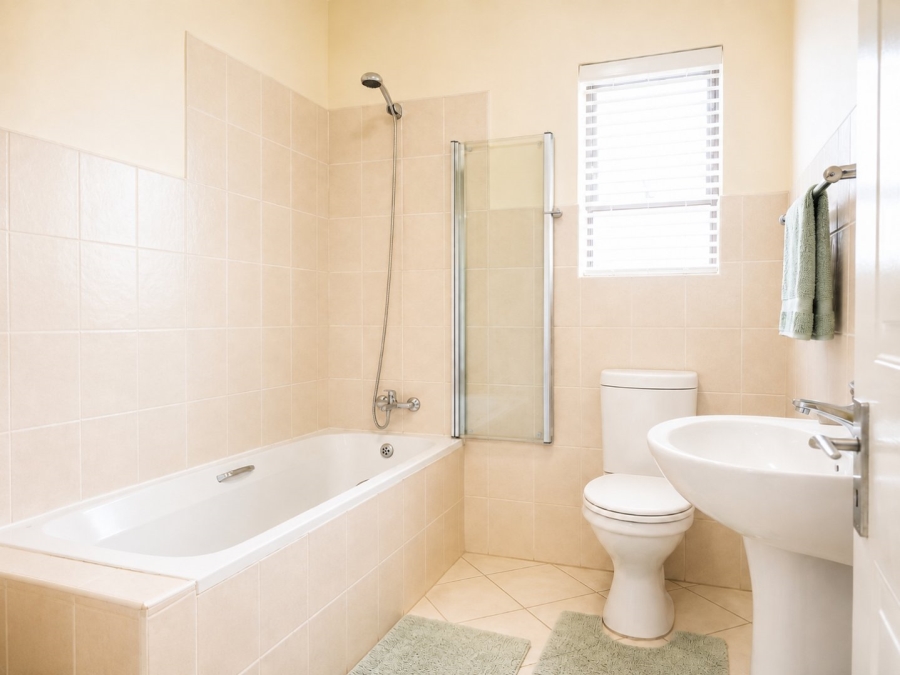 2 Bedroom Property for Sale in Hartenzicht Western Cape